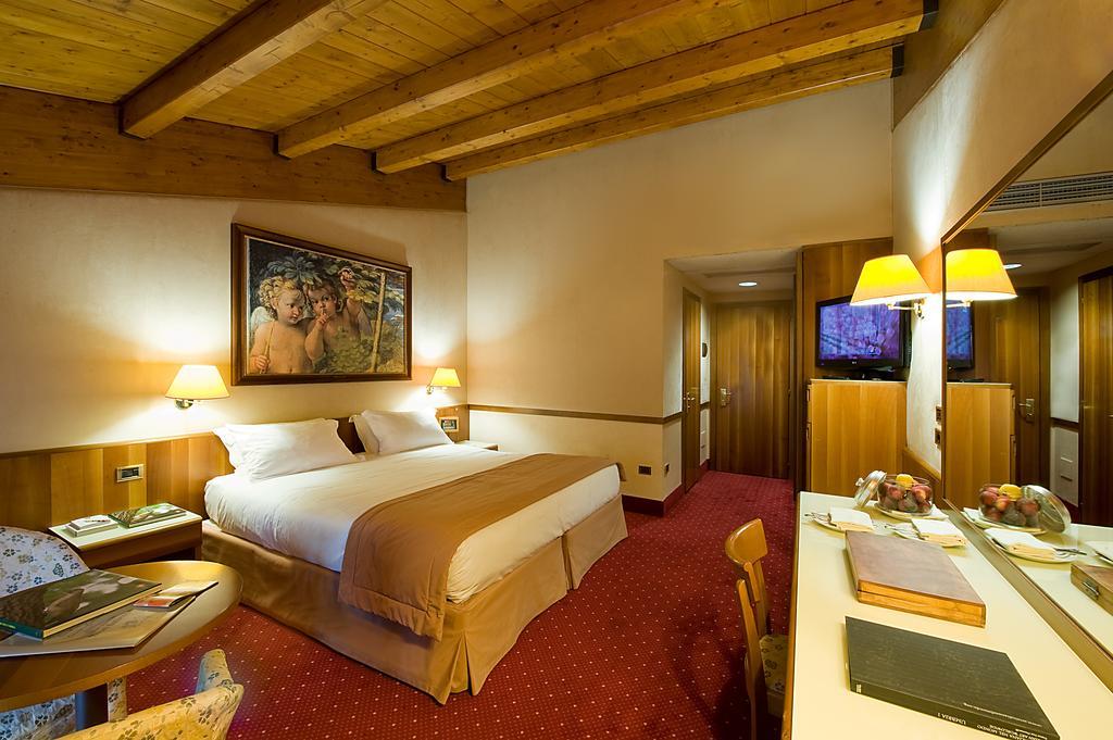 Best Western Hotel Salicone Norcia Buitenkant foto
